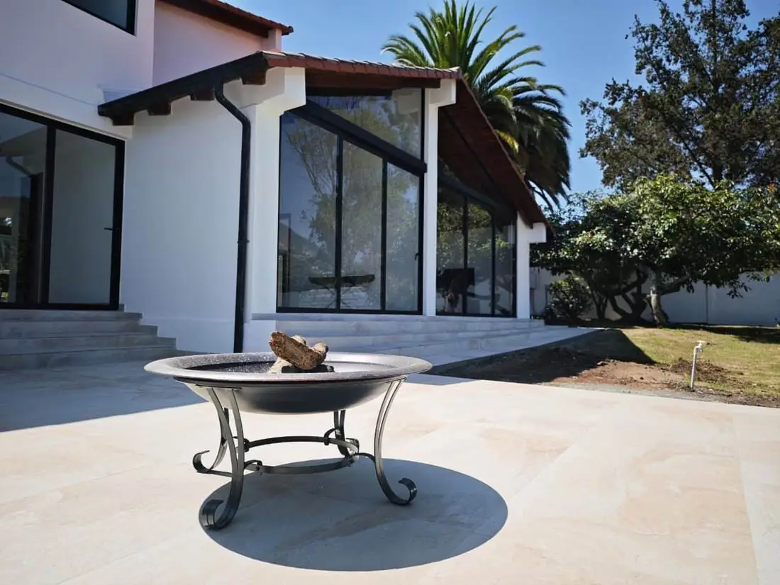 Terraza exterior terminada